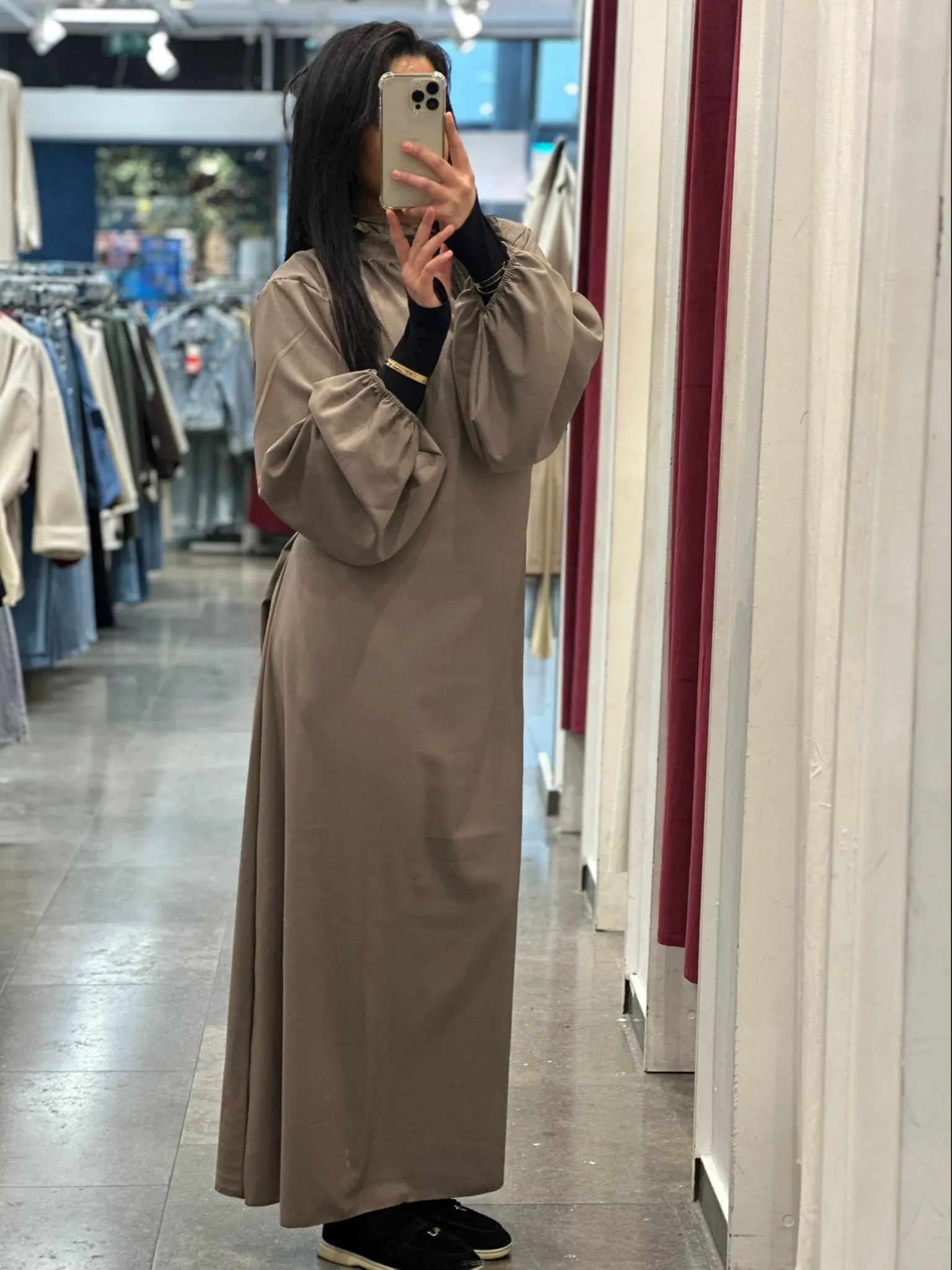 Lena abaya